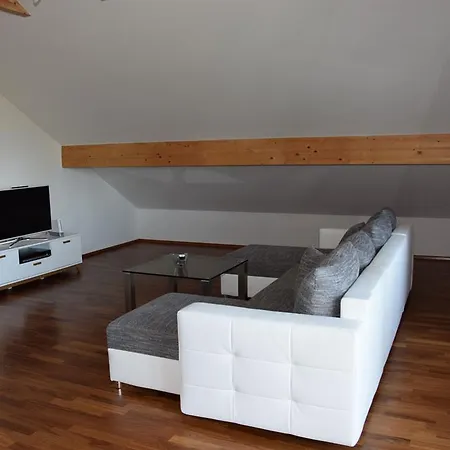 Leni Apartment *